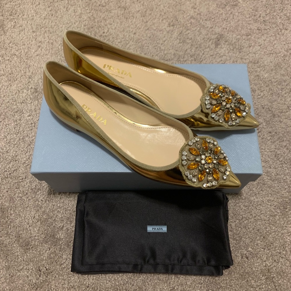 Prada 1F953 Patent Leather Flates